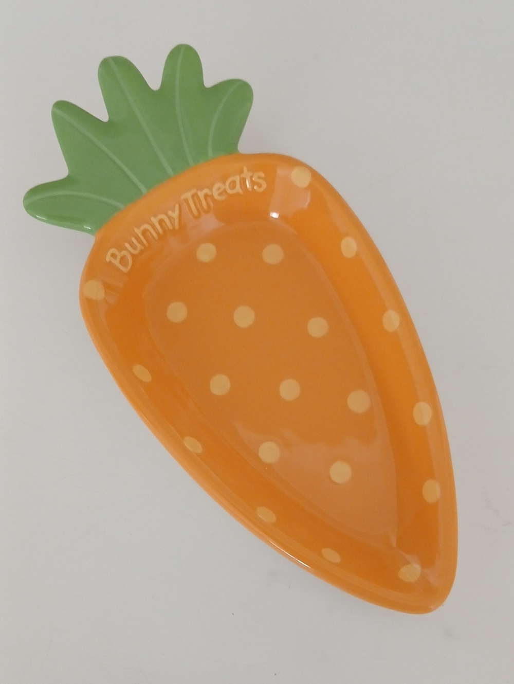 Hallmark BUNNY TREATS Carrot Dish Bowl Snack Plate 9x4"